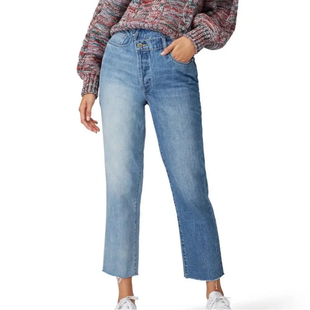 Blank NYC the Madison Crop Asymmetrical waist Jeans 25 - Picture 2 of 6